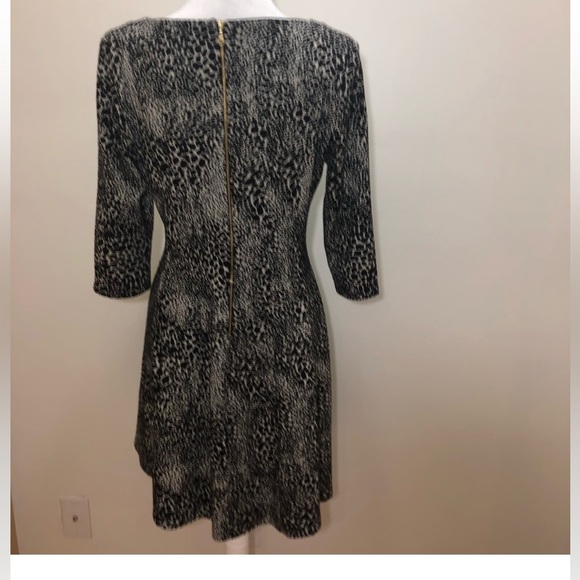 Taylor dress.  Gray/black snow leopard pattern Size 10. - Picture 2 of 13